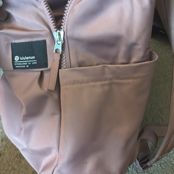 Lululemon backpack - Picture 6 of 8